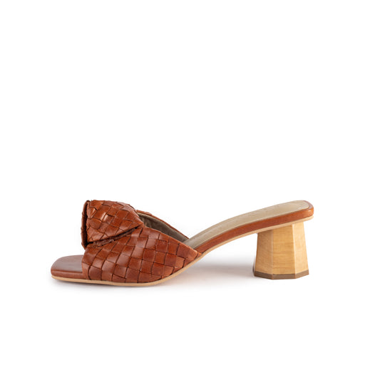 SANDALIA ELINA | CARAMELO